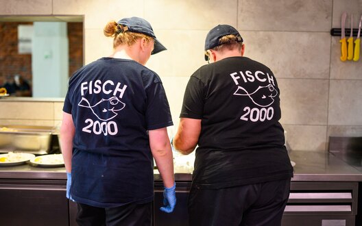 „Fisch 2000“ ist Bistro und Fischgeschäft in einem.  | © WFB/Kerstin Rolfes