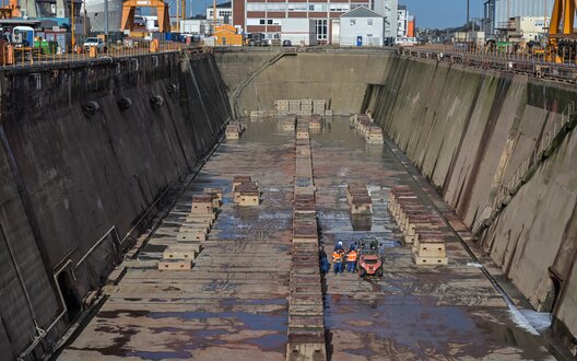 Im Kaiserdock der Lloyd Werft haben große Schiffe Platz | © WFB/Kerstin Rolfes